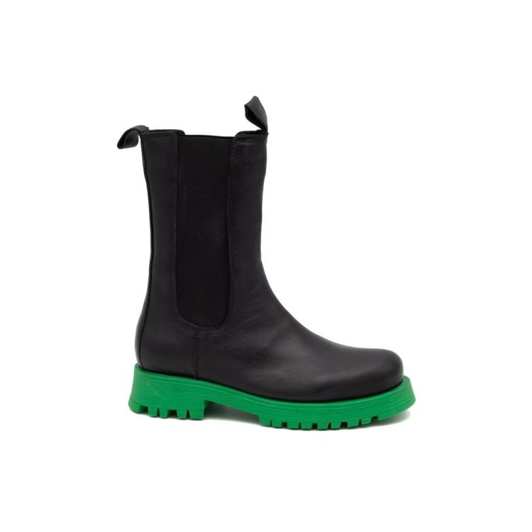 AULINUKAI BATI MODA