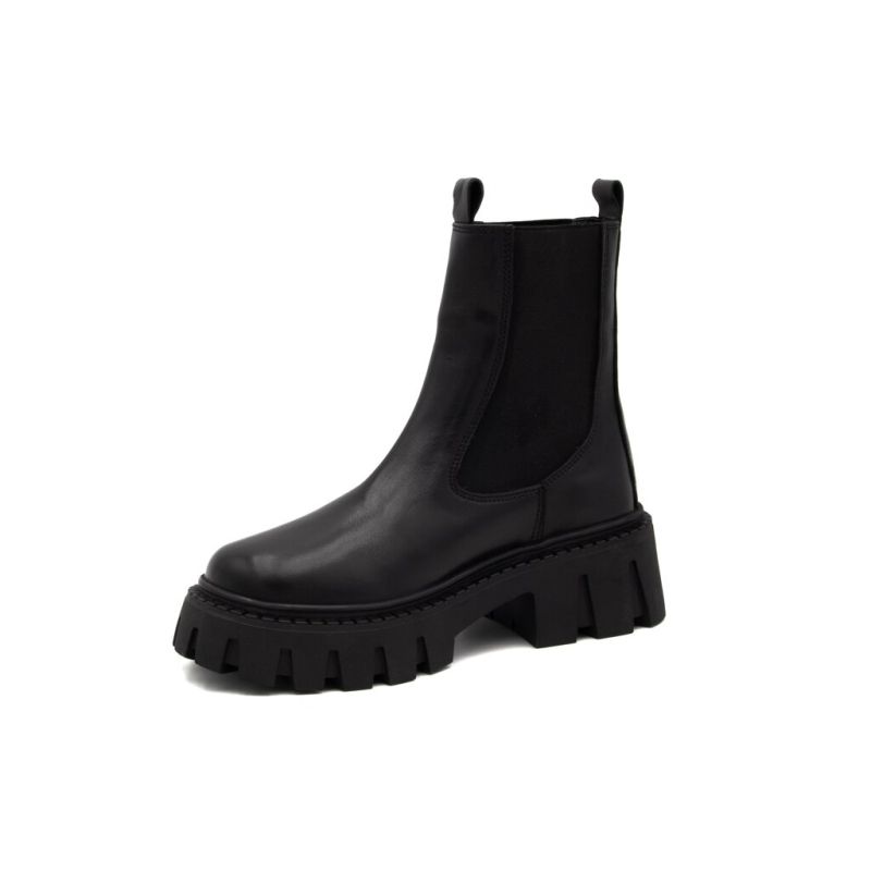 BOOTS SHOES FASHION