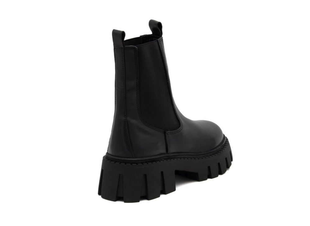 BOOTS SHOES FASHION