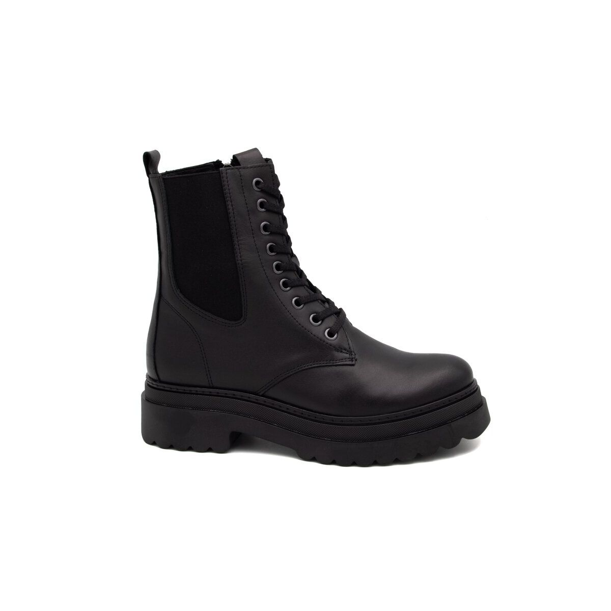 BOOTS SHOES FASHION
