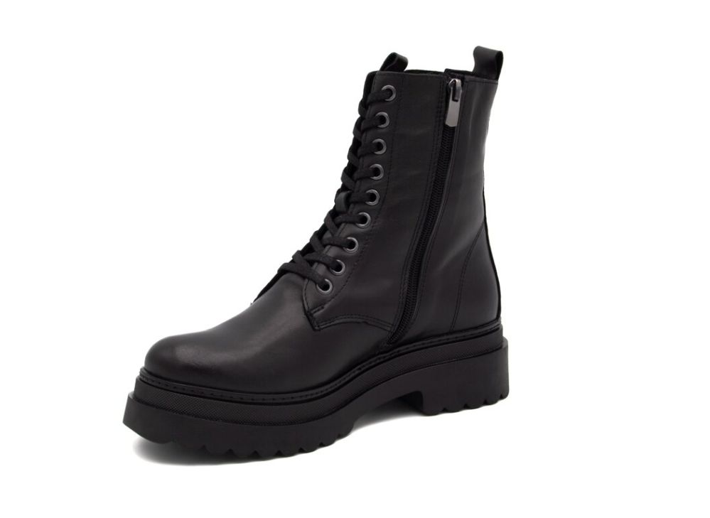 BOOTS SHOES FASHION