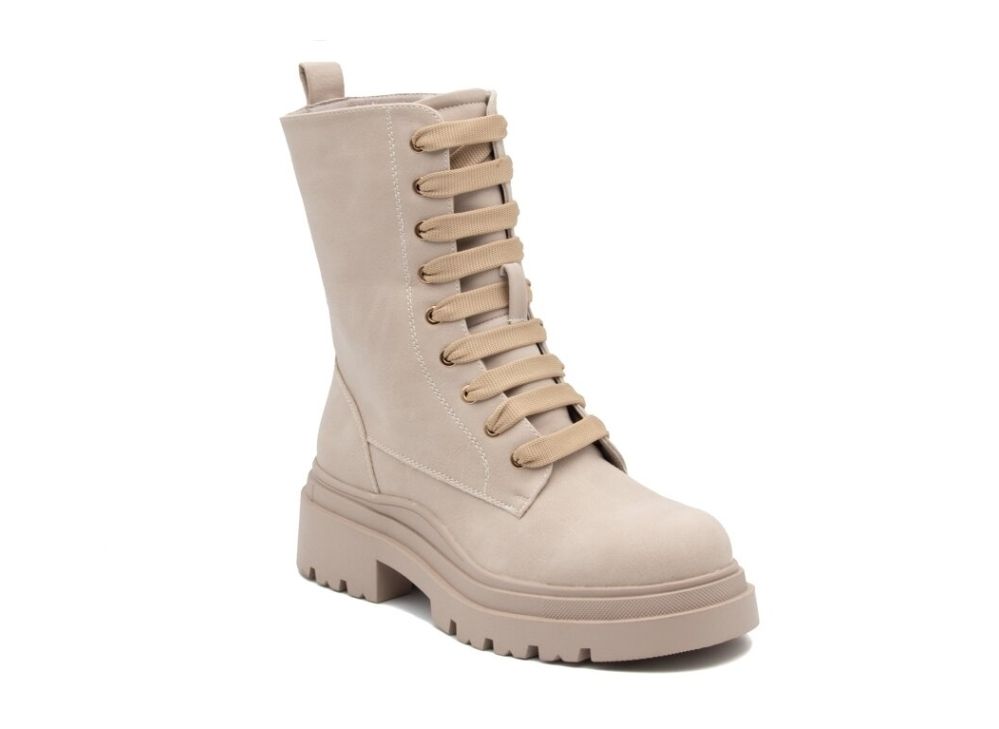 SUPREME BOOTS