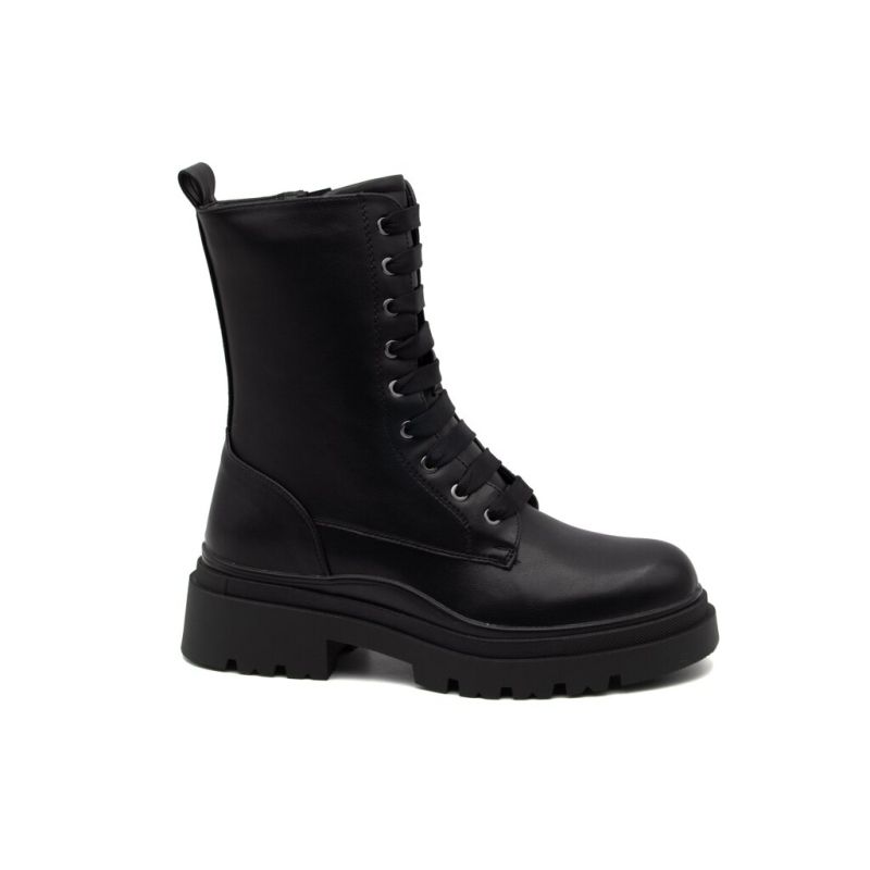 SUPREME BOOTS