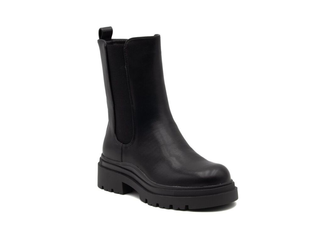 SUPREME BOOTS