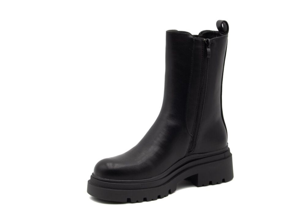 SUPREME BOOTS