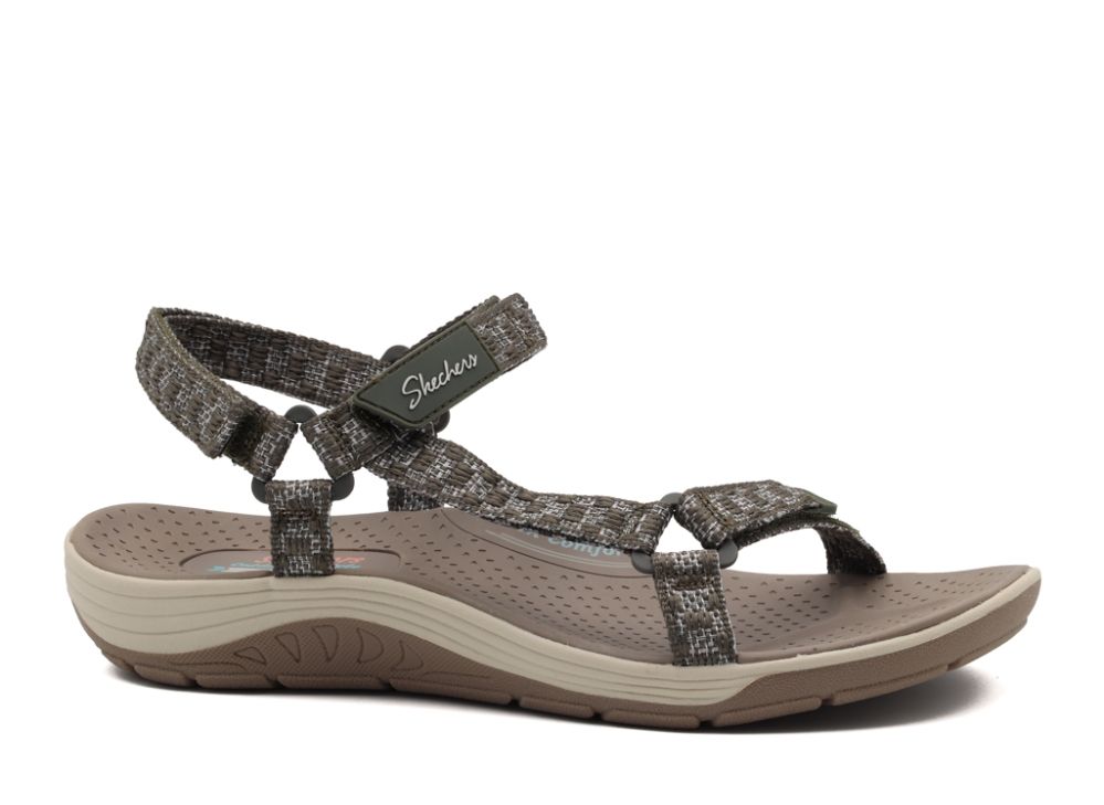 SKECHERS