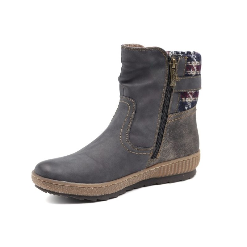 winter boots relife