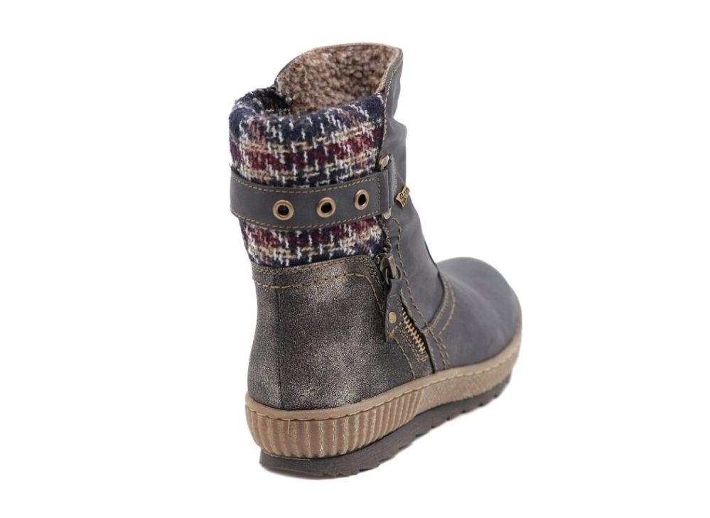 winter boots relife