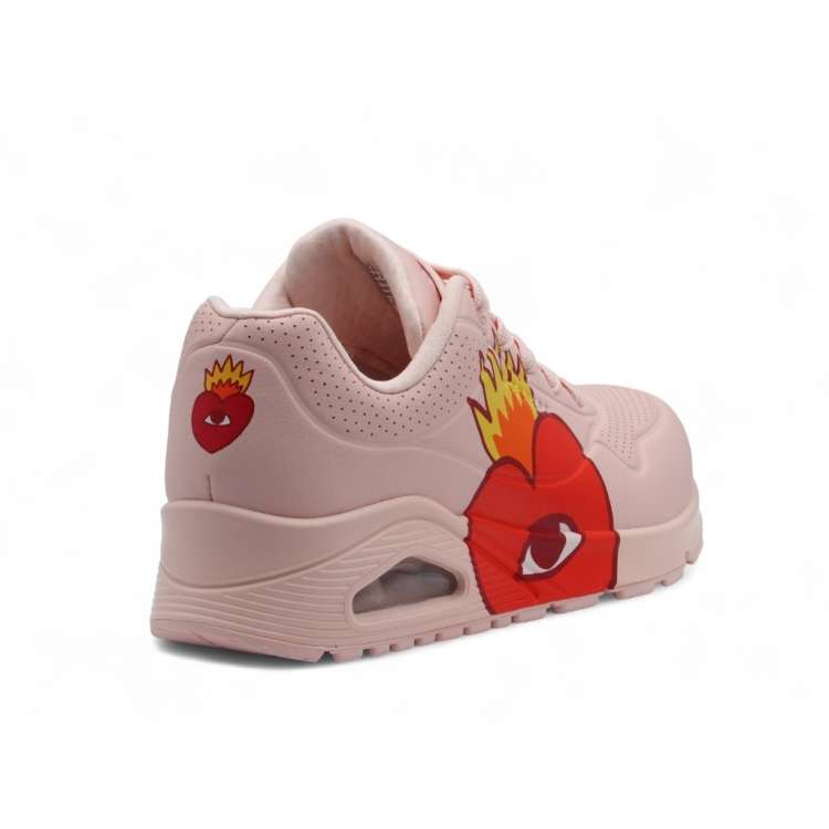 SKECHERS