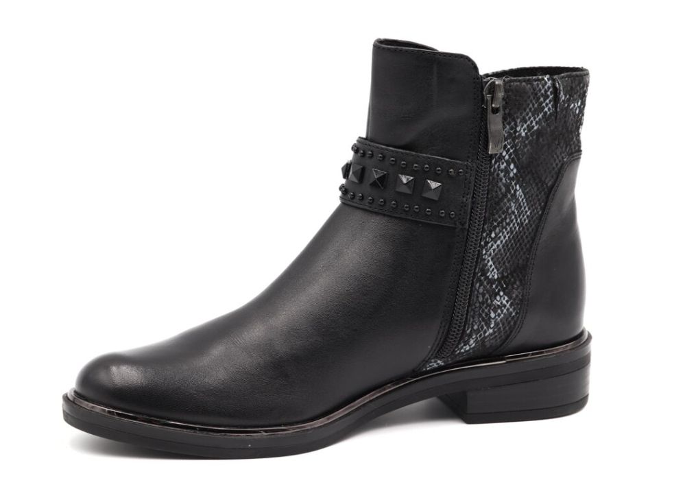 Caprice ankle boots