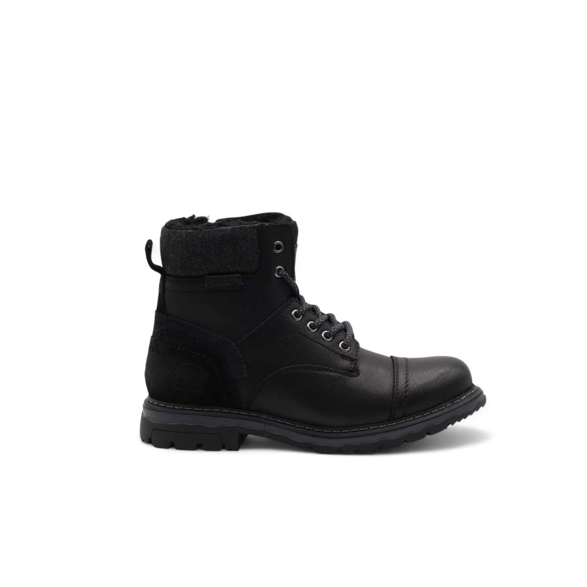 DOCKERS