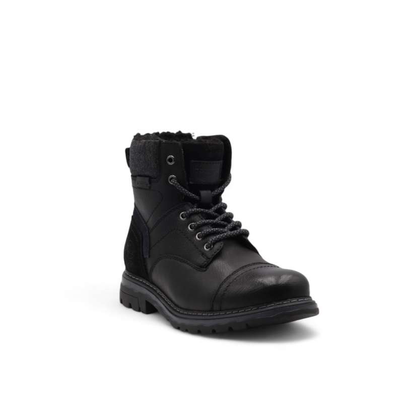 DOCKERS