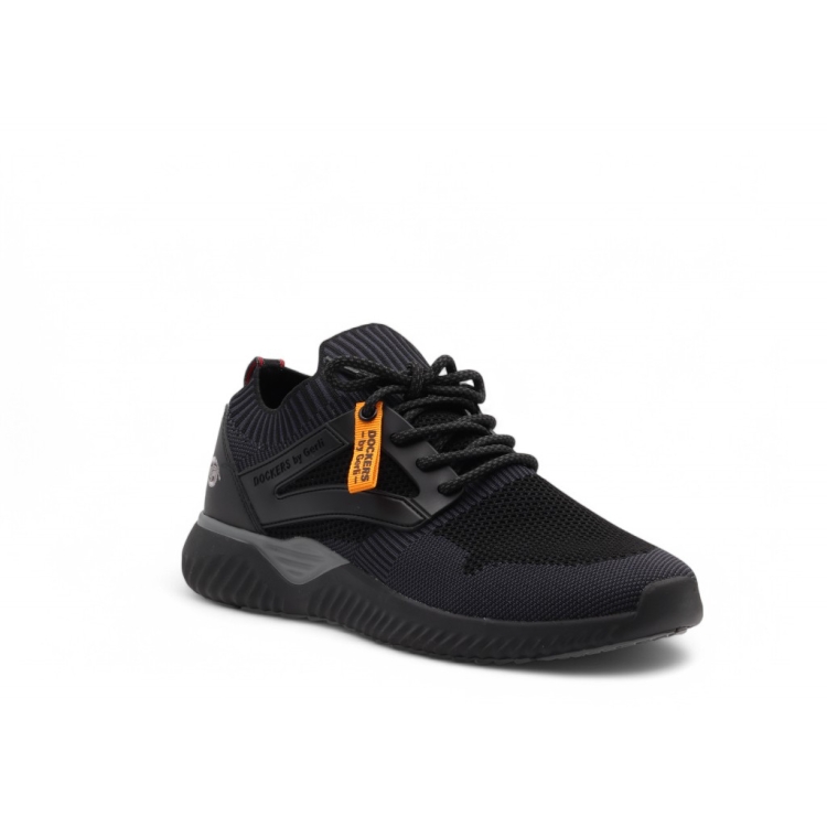 DOCKERS