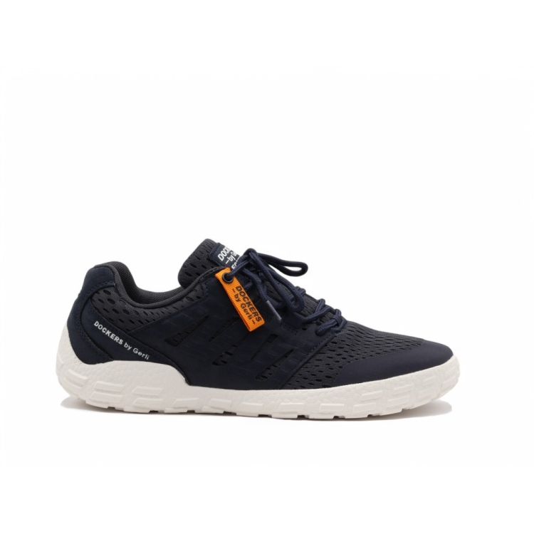 DOCKERS
