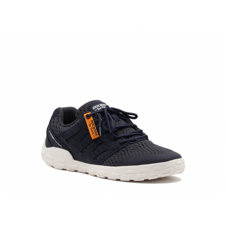 DOCKERS