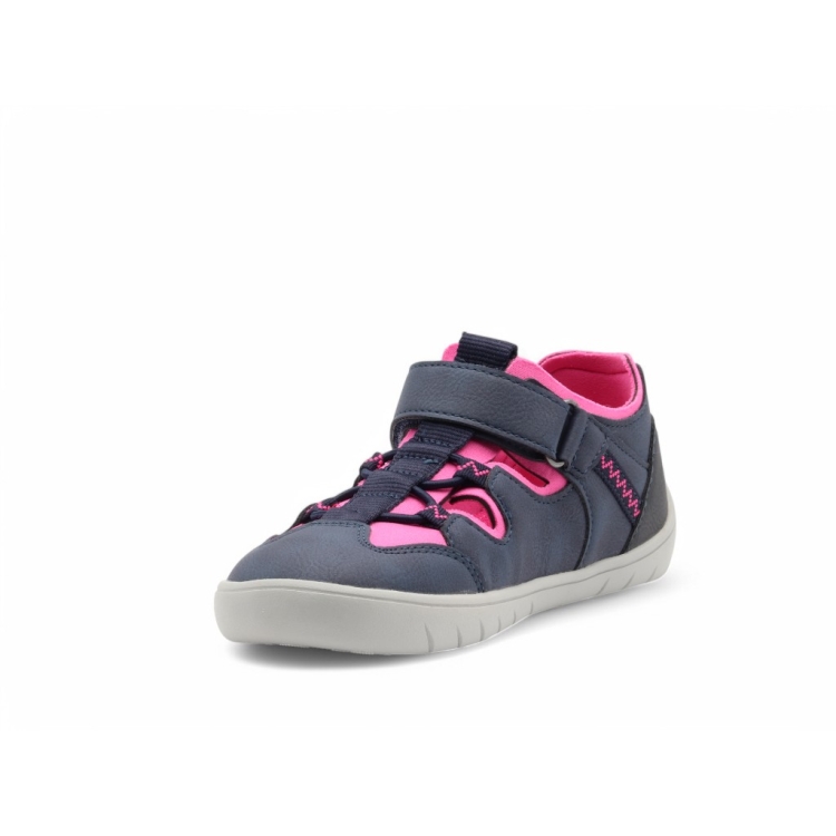BM FOOTWEAR