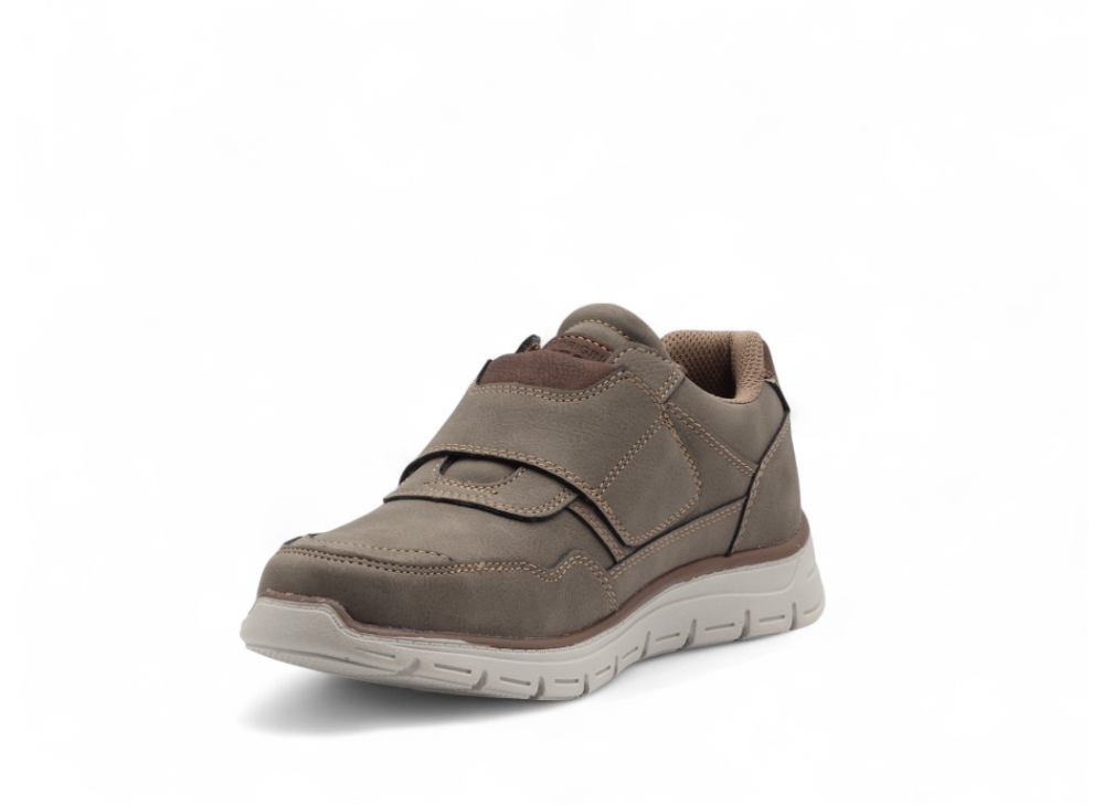 BM FOOTWEAR