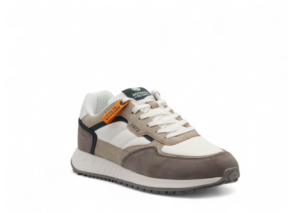 DOCKERS