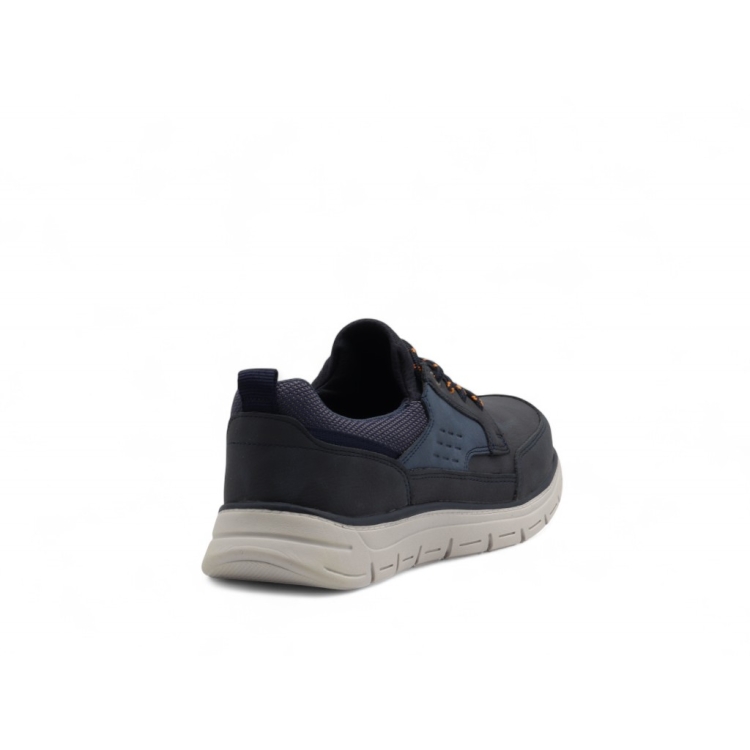 BM FOOTWEAR