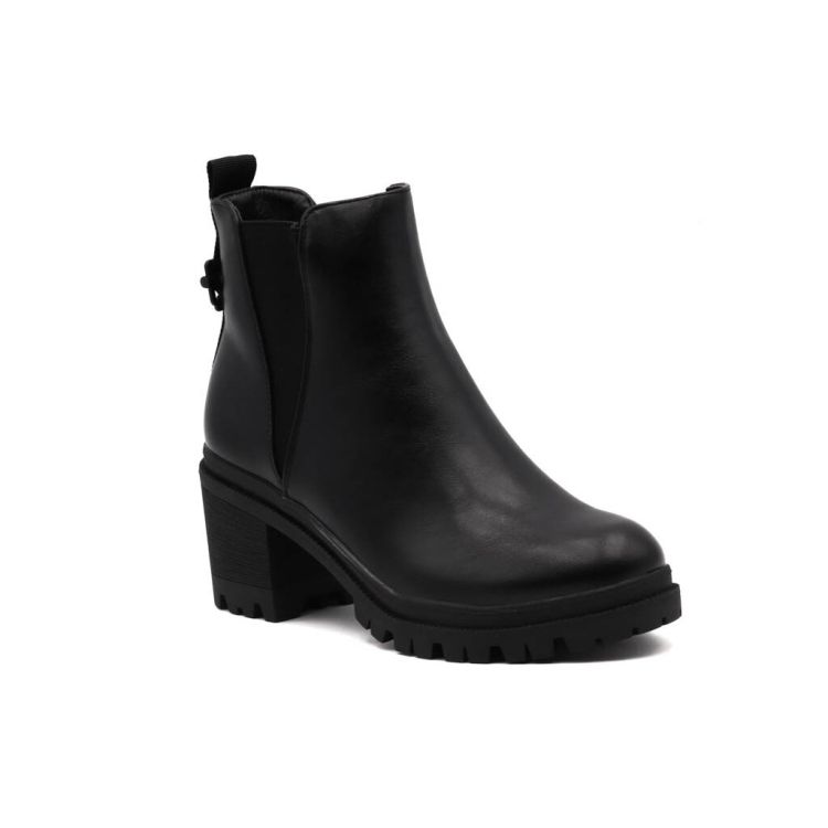 HIGH-HEEL ANKLES SCANDI
