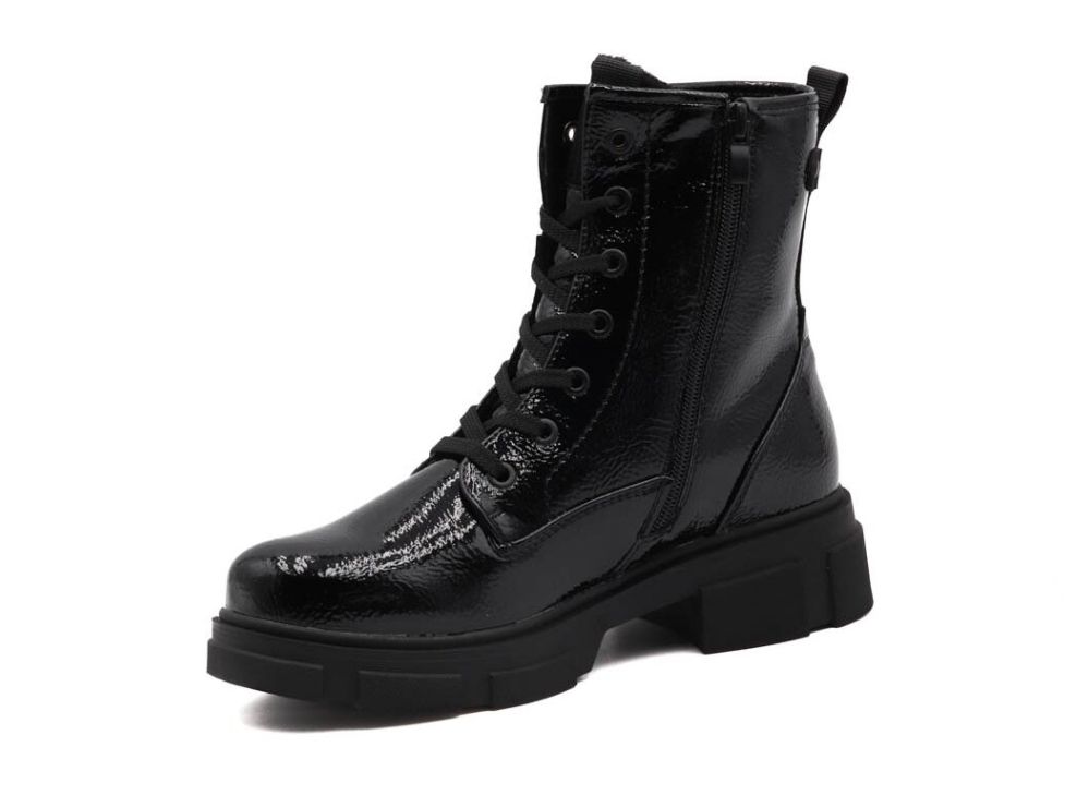 SUPREME BOOTS