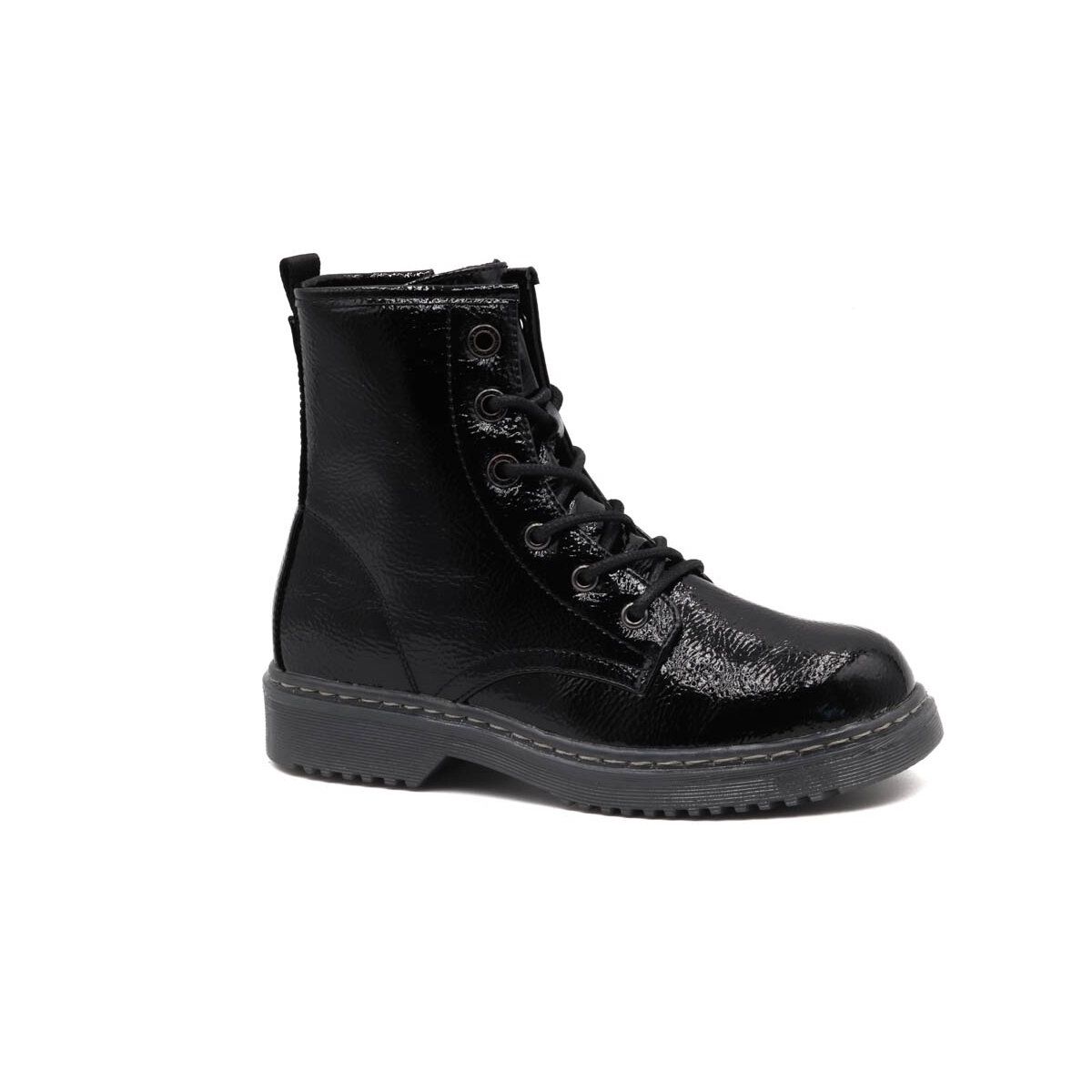 SUPREME BOOTS