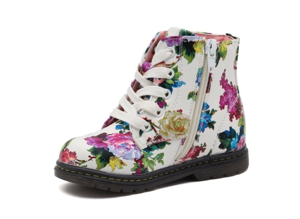 SLOBBY BOOTS